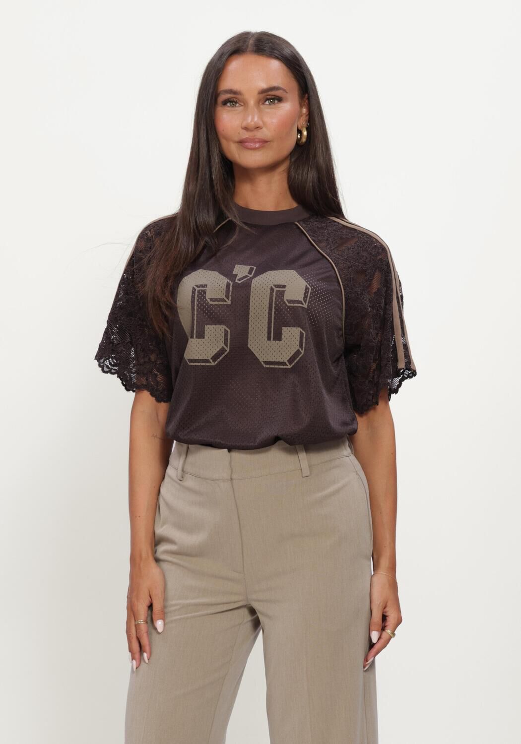 Bruine CO'COUTURE Top TREYCC LOGO LACE TEE - large