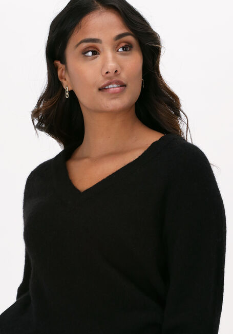 SELECTED FEMME Pull LULU LS KNIT V-NECK B en noir - large