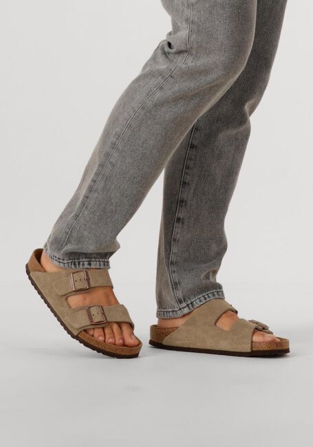 BIRKENSTOCK Tongs ARIZONA HEREN en taupe - large