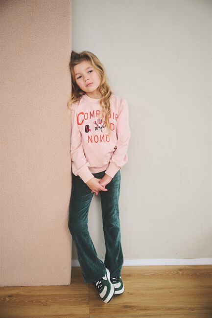 NONO Pantalon évasé SADY VELVET FLARED PANTS Vert foncé - large