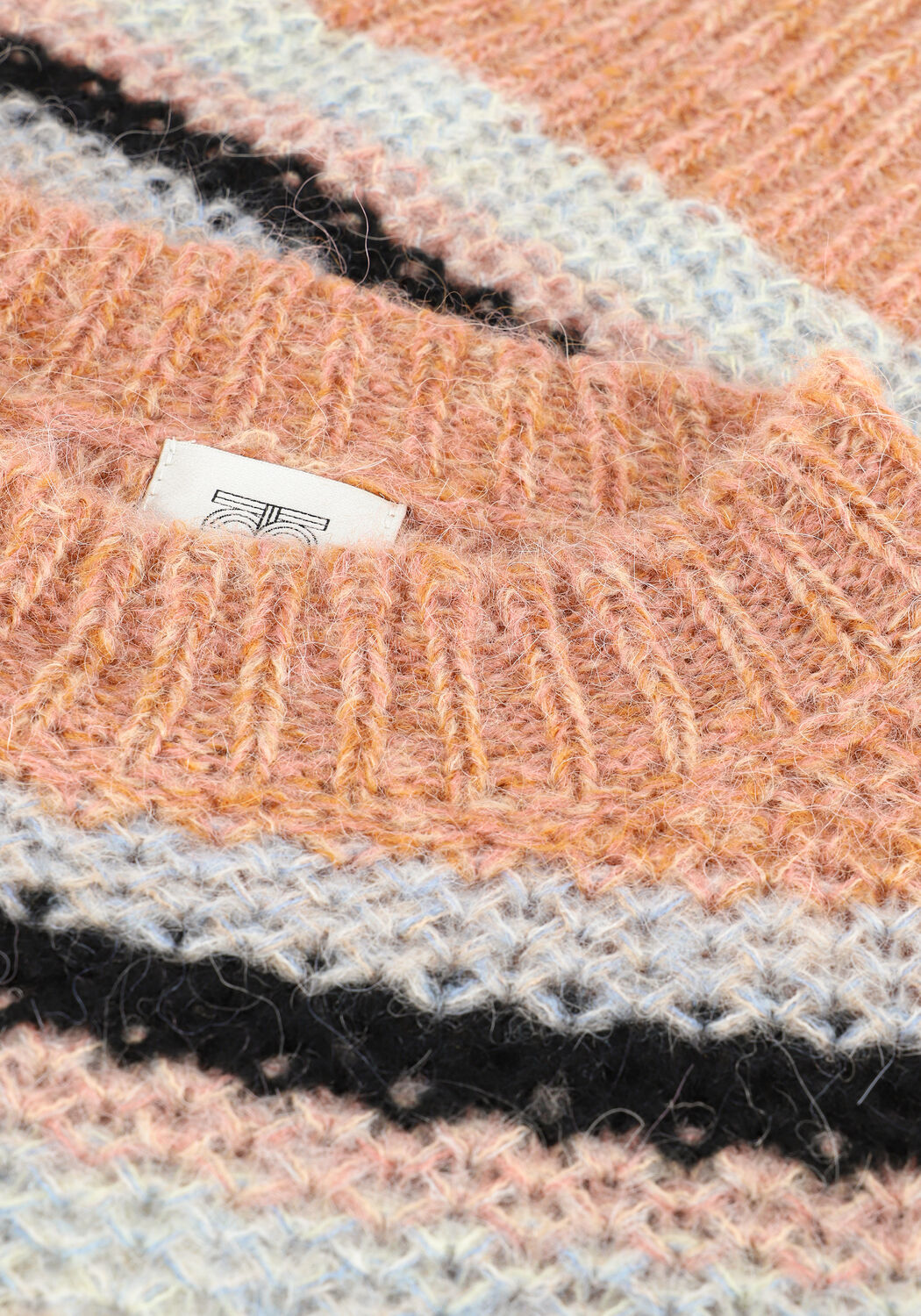 SECOND FEMALE Pull MARION KNIT O-NECK en orange - large