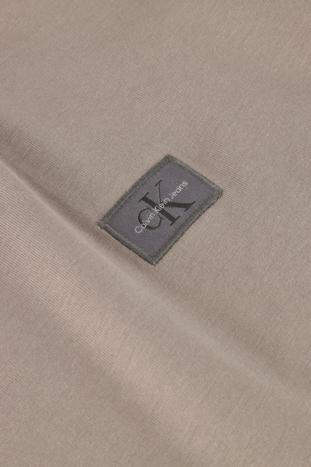 CALVIN KLEIN T-shirt WOVEN LABEL REGULAR TEE en beige - large