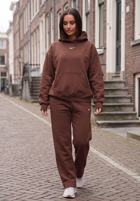 NIKE T-shirt NIKE SPORTSWEAR CLUB ESSENTIALS en marron - large