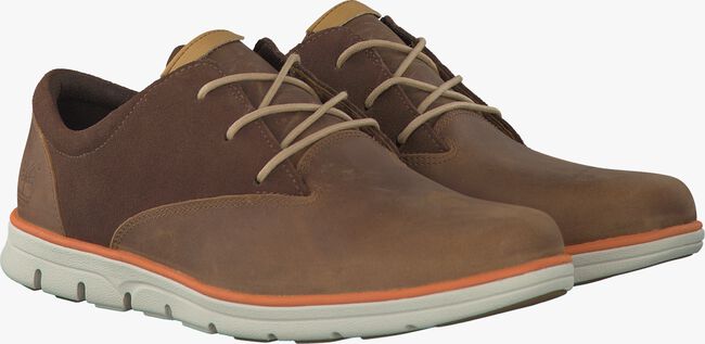 TIMBERLAND Chaussures à lacets CA15QF en marron - large