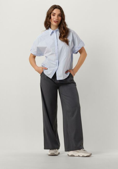 KNIT-TED LIZZY Blouses Bleu clair - large