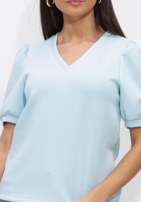 Lichtblauwe OBJECT Top OBJANDREA S/S RE V-NECK TOP - large