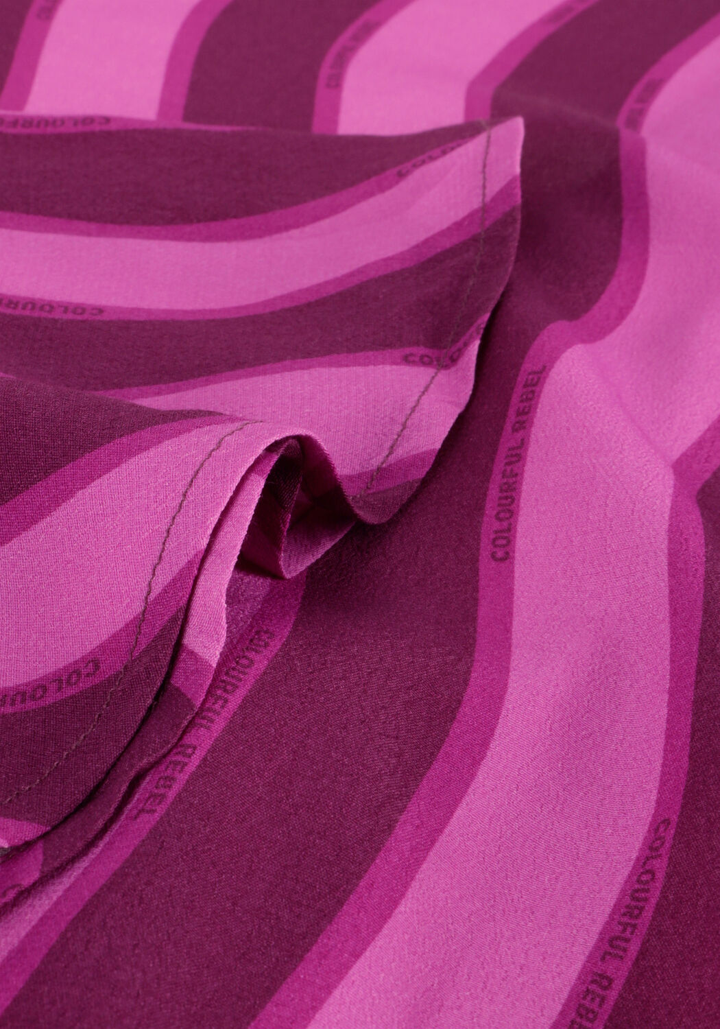 COLOURFUL REBEL Robe maxi AVA STRIPES REAL WRAP MAXI DRESS en violet - large