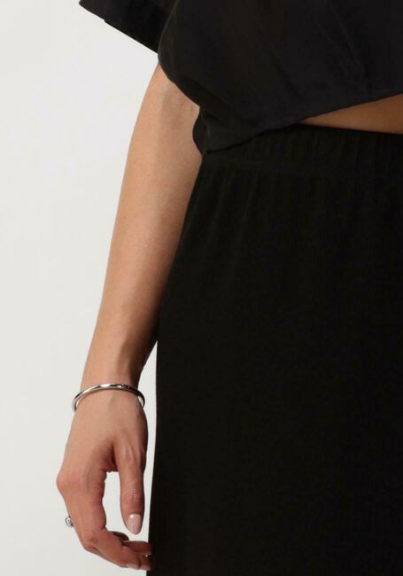 ANOTHER LABEL Jupe maxi JANA SKIRT en noir - large
