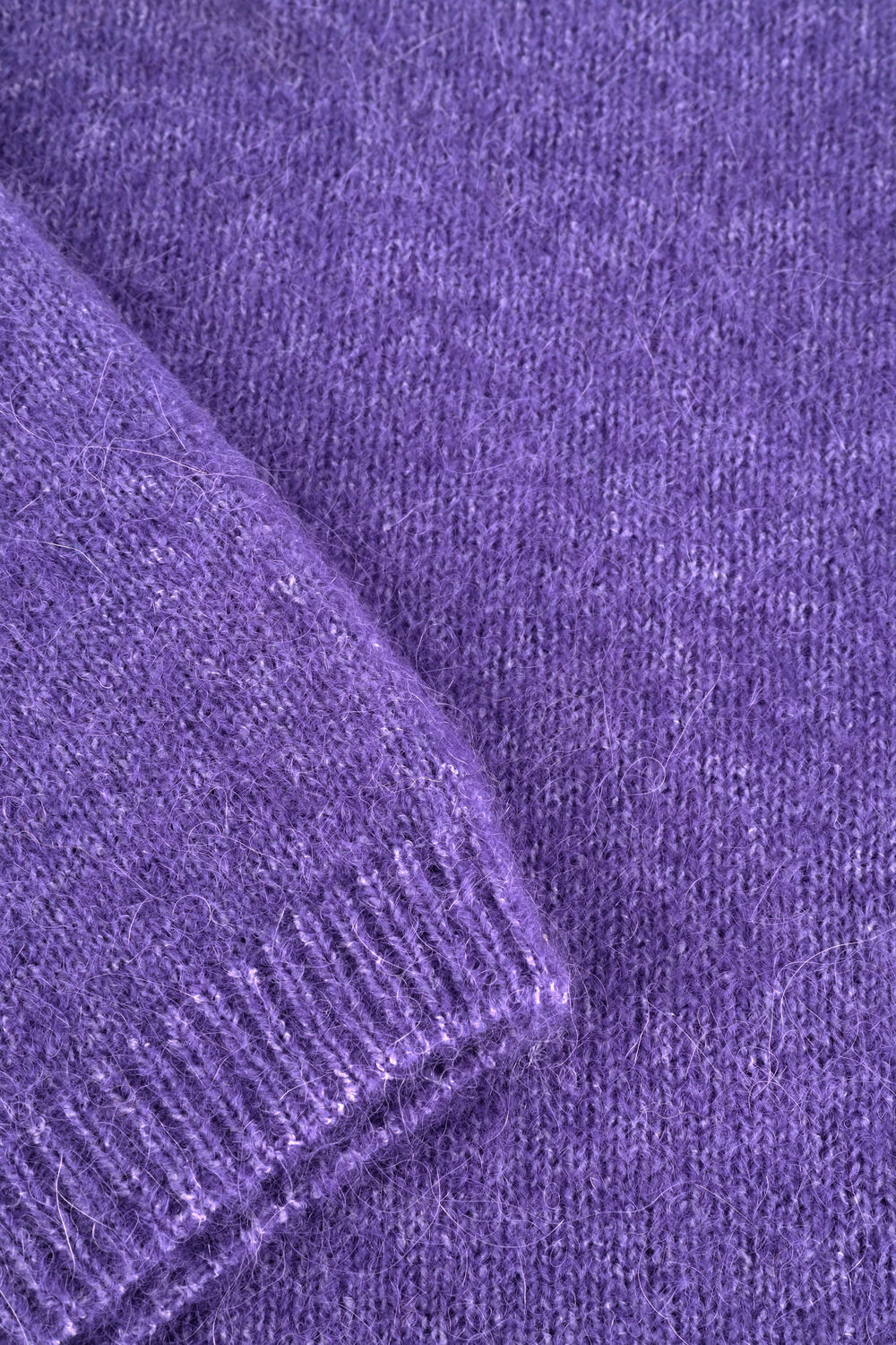 GESTUZ Haut ALPHAGZ TEE en violet - large