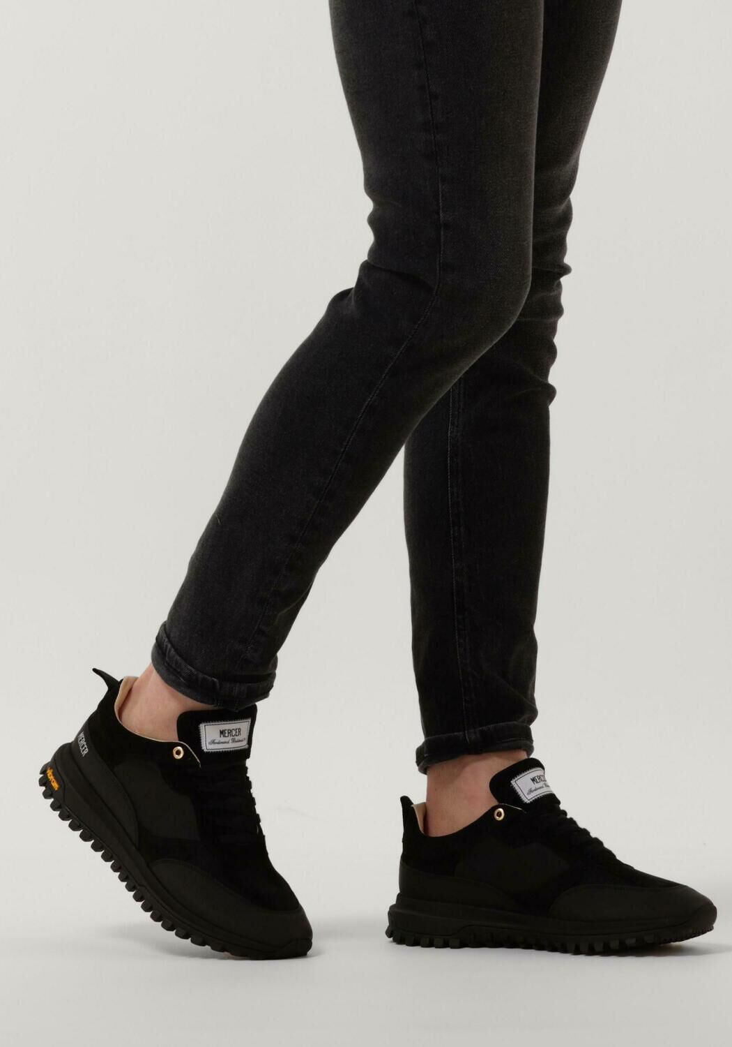 MERCER AMSTERDAM Baskets basses THE GLOBE en noir - large