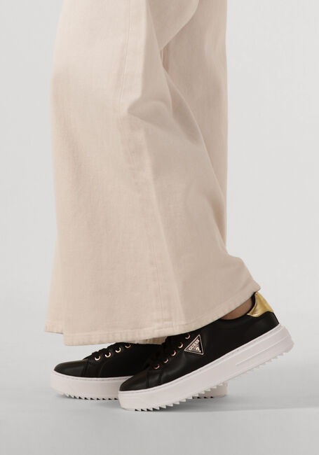 Zwarte GUESS Sneakers DENESA - large