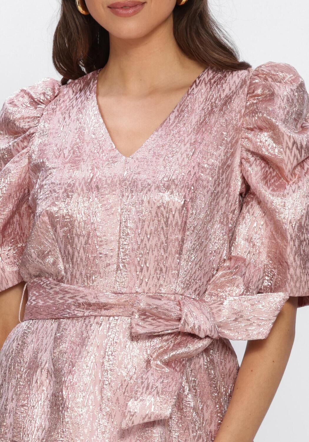 FREEBIRD Mini robe F-WV-JAQUARD-FANTASY-26-1 en rose - large