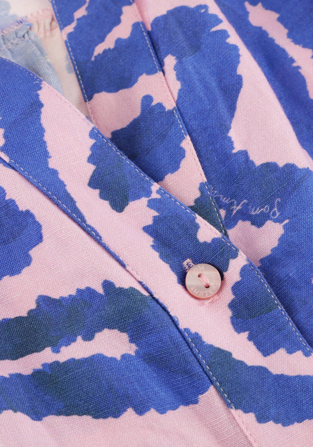 POM AMSTERDAM BLOUSE WAVES PINK LINEN Blouses en multicolore - large