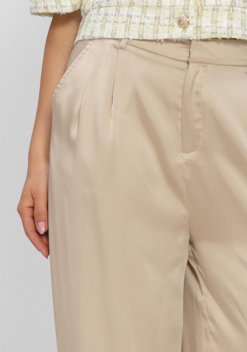 NEO NOIR FAYLA DRAPY SATIN BALLOON Pantalons Sable - large