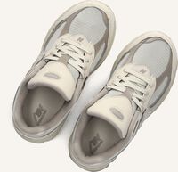 Creme NEW BALANCE Sneakers GC2002 Creme NEW BALANCE Sneakers GC2002 - medium