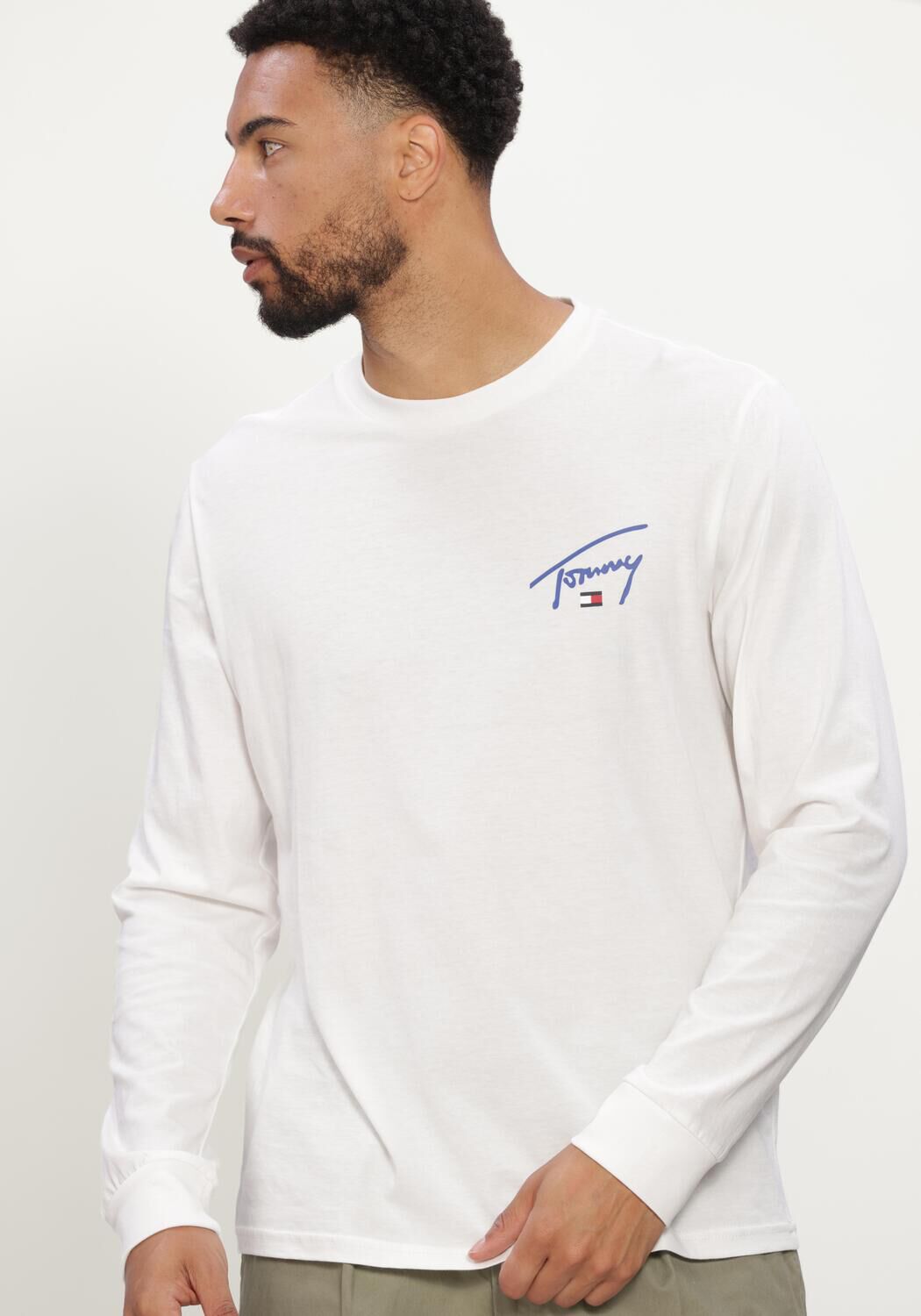 TOMMY JEANS T-shirt TJM SLIM SIGNATURE CHEST TEE LS en blanc - large