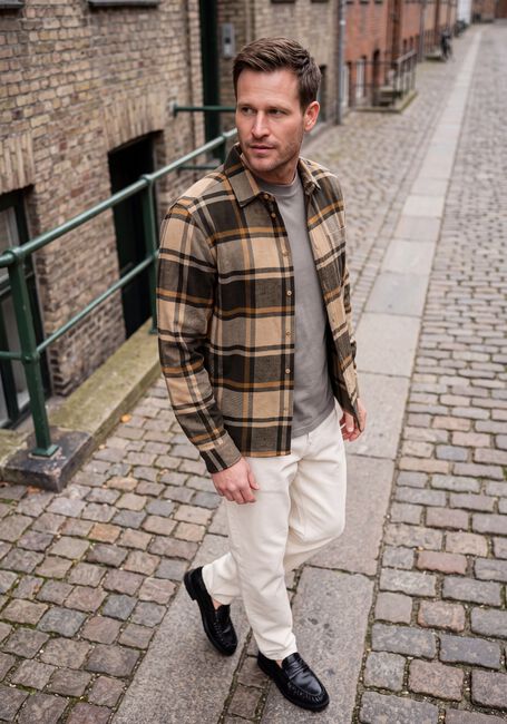 LES DEUX Chemise d&eacute;contract&eacute; CHECK FLANNEL SHIRT en vert - large