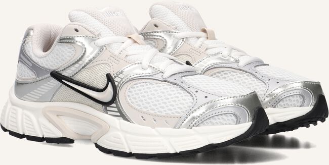 Beige NIKE Sneakers NIKE V5 RNR Beige NIKE Sneakers NIKE V5 RNR - large