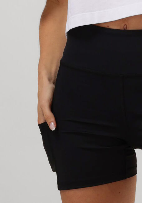 SOEURS DE PROVENCE Pantalon courte SACHA SHORT en noir - large