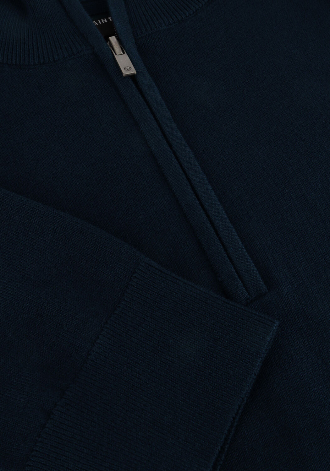 SAINT STEVE Pull CAS Bleu fonc&eacute; - large