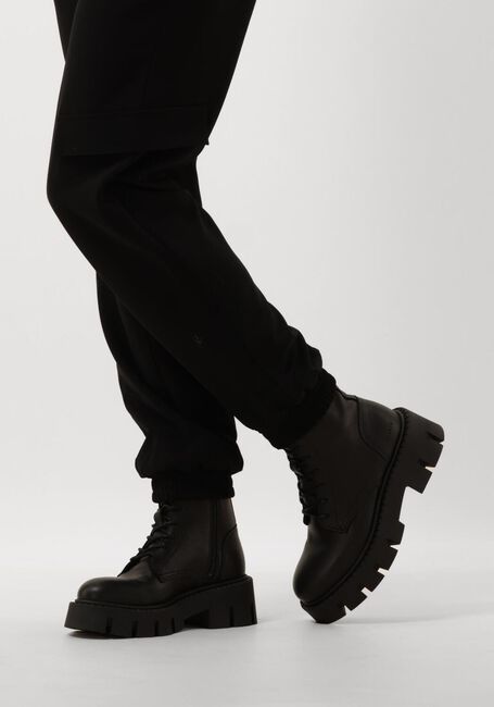 COPENHAGEN STUDIOS Bottines à lacets CPH130 en noir - large