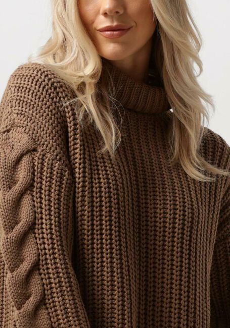 Y.A.S. Col roulé YASSANNE LS KNIT ROLLNECK PULLOVER en marron - large