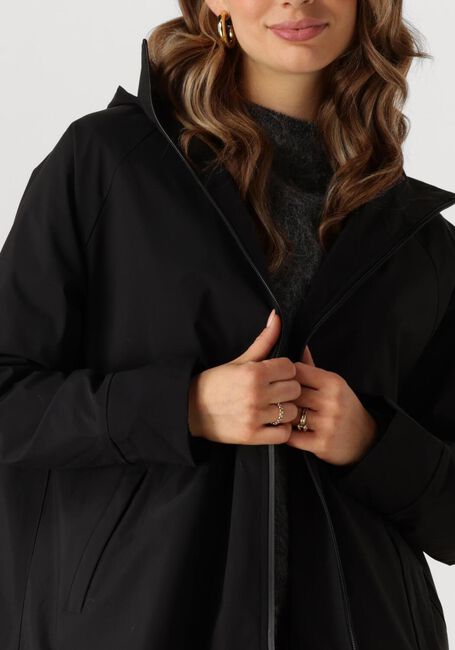 DEBLON SPORTS Imperméable ROMY RAINCOAT en noir - large