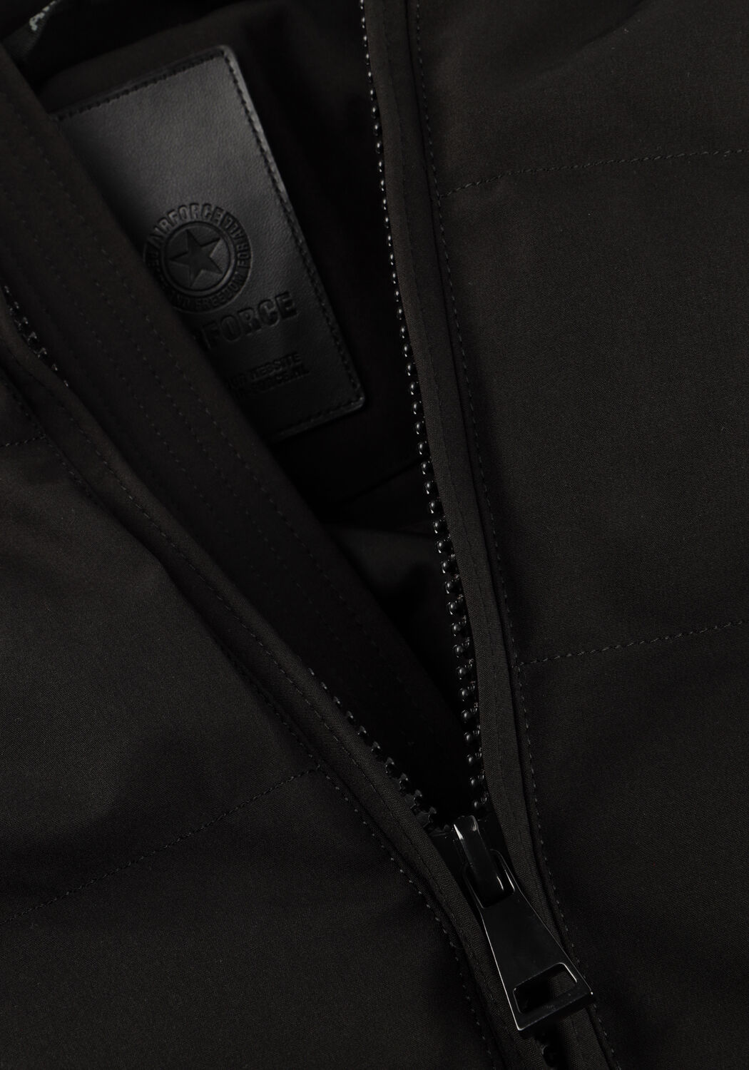 AIRFORCE Veste matelass&eacute; MITCHELL PARKA en noir - large