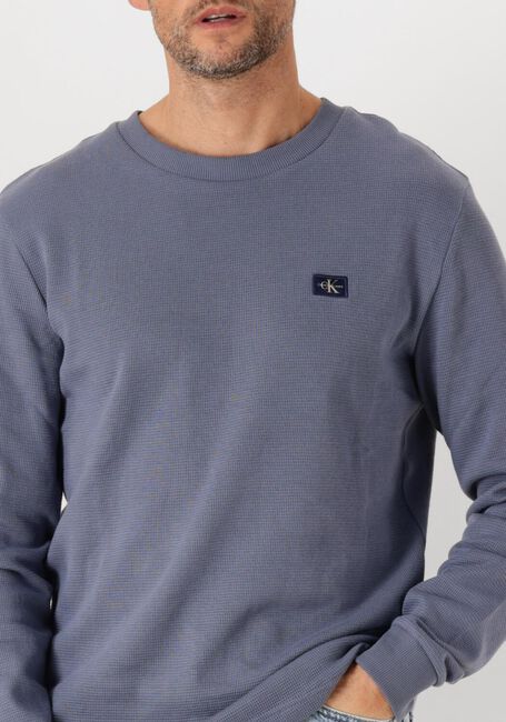 CALVIN KLEIN Pull WOVEN LABEL WAFFLE LS TEE en bleu - large