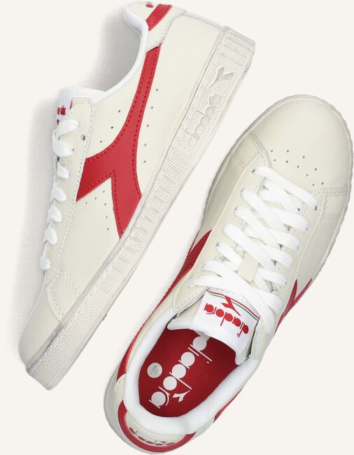 Witte DIADORA Sneakers GAME L LOW WAXED WN Witte DIADORA Sneakers GAME L LOW WAXED WN - large