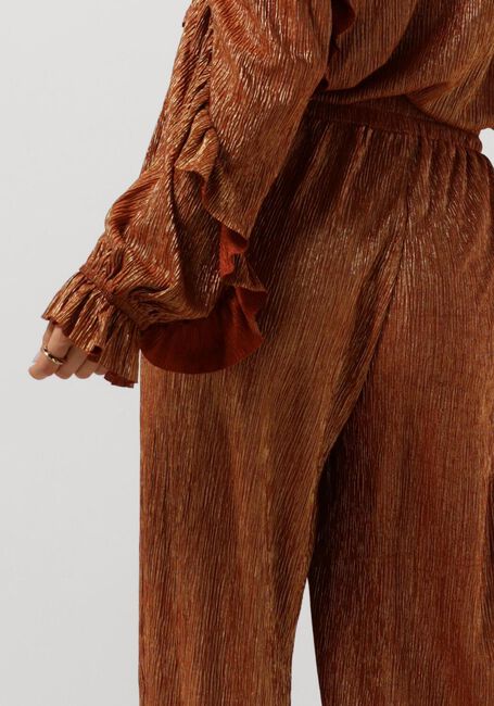 STUDIO AMAYA Pantalon large VIV en or - large
