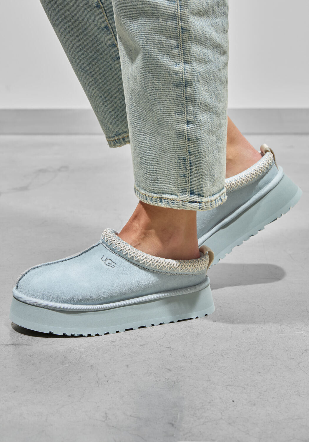 UGG W TAZZ Chaussons en bleu - medium