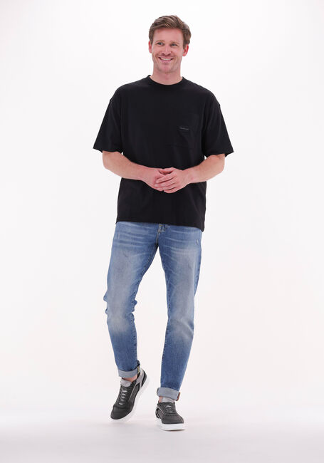 CALVIN KLEIN T-shirt SHRUNKEN BADGE POCKET TEE en noir - large