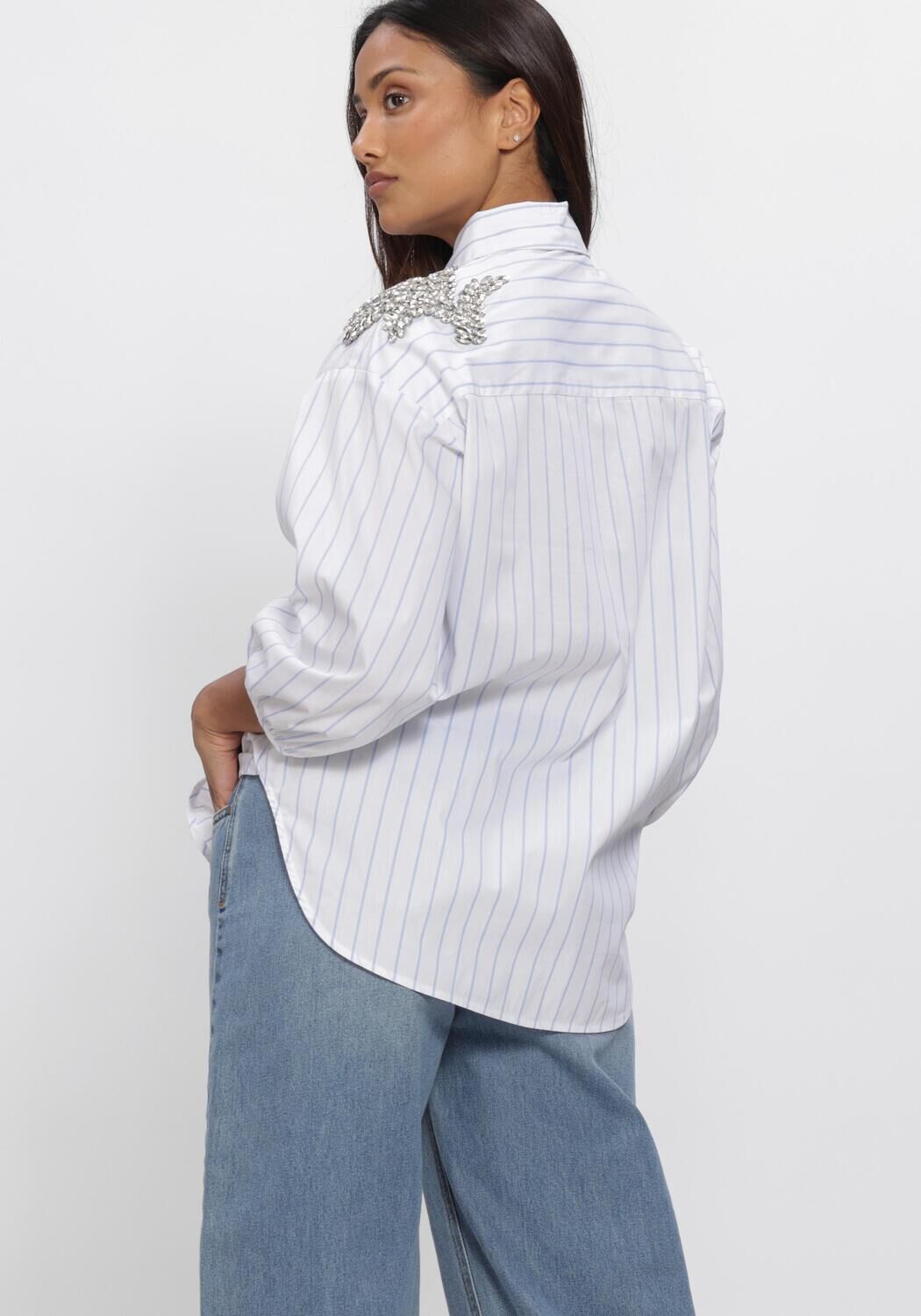 JANSEN AMSTERDAM PARISA BLOUSE CS 772 STRIPE 3/4 SLEEVE SHINY STONES EMBELLISSEMENT AT SHOULDER Blouses en blanc - large