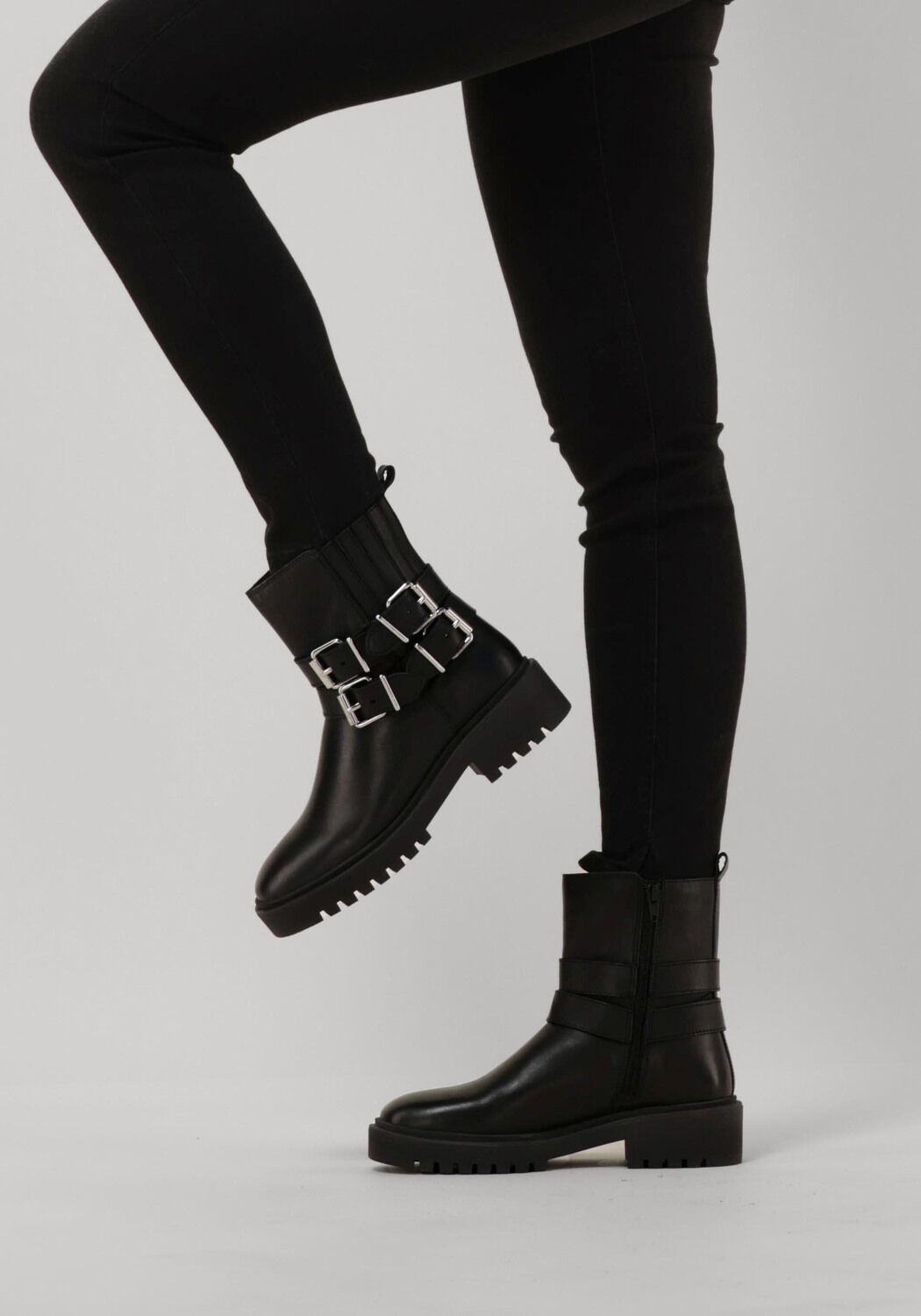 Omoda biker 2025 boots