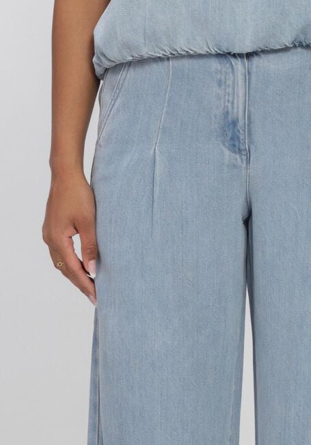 Lichtblauwe ANOTHER LABEL Wijde broek ALEMMY PANTS - large