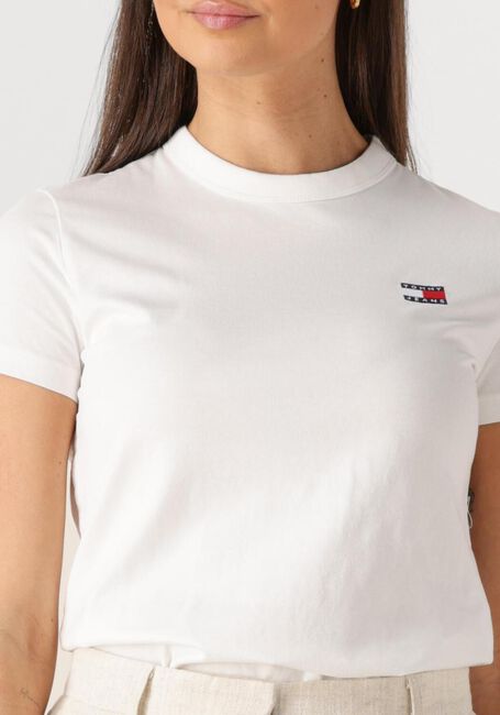 TOMMY JEANS T-shirt TJW REG BADGE TEE en blanc - large