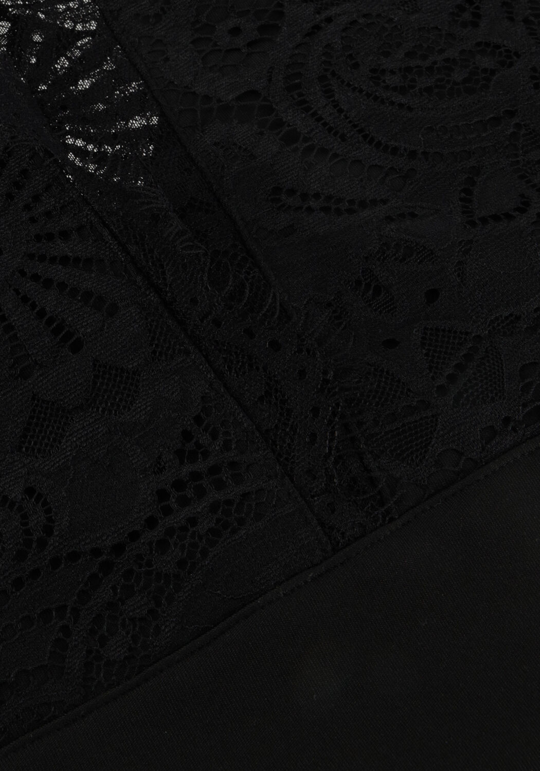 Zwarte EST'SEVEN Tops & T-shirts KALILA BODY - large