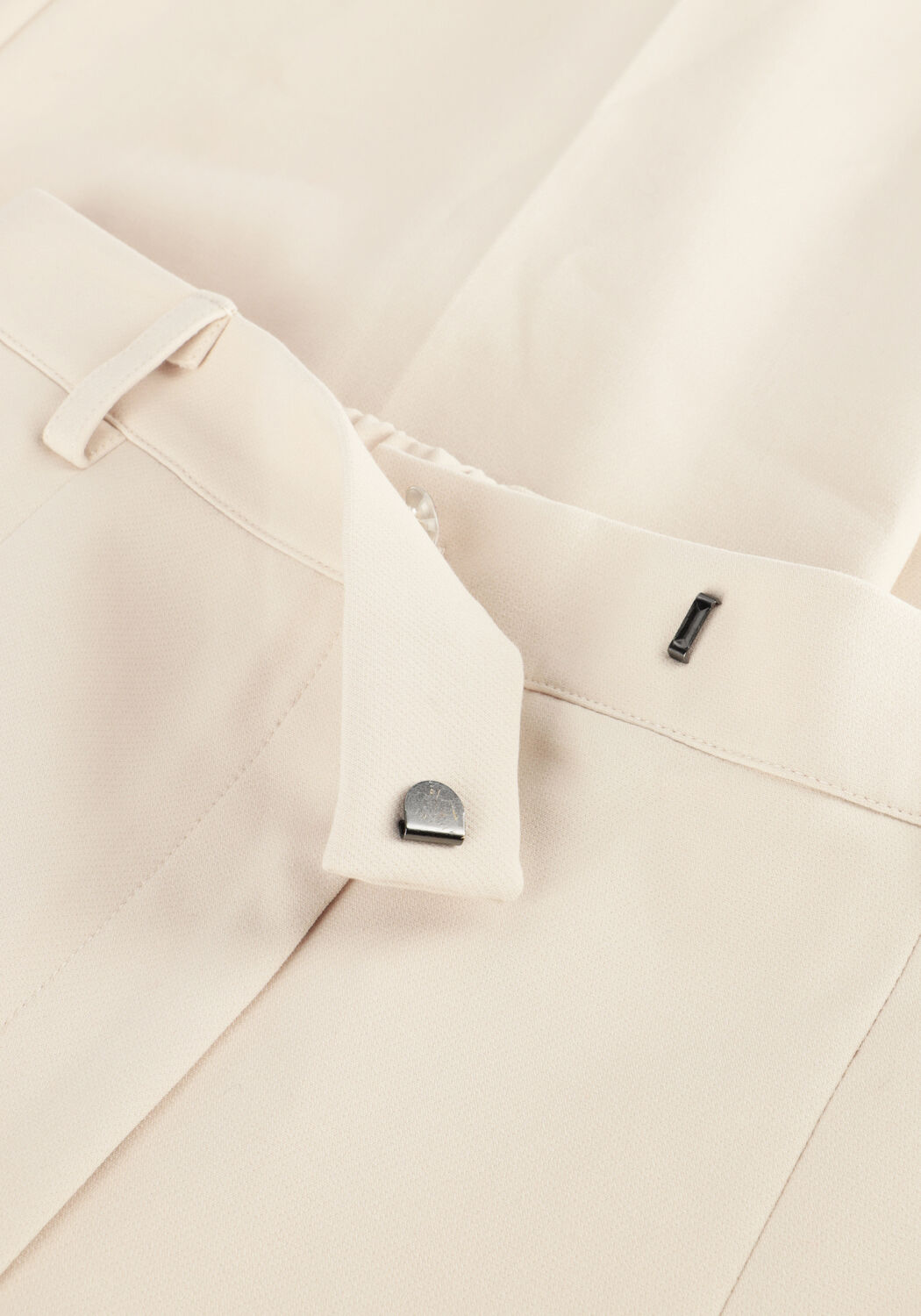 Beige ANOTHER LABEL Wijde broek MOORE PLEATED PANTS - large