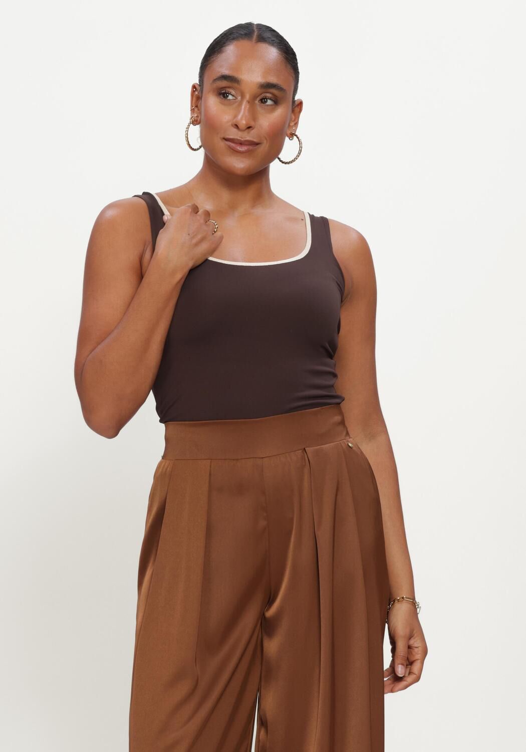 NUKUS Haut JUBA SINGLET en marron - large