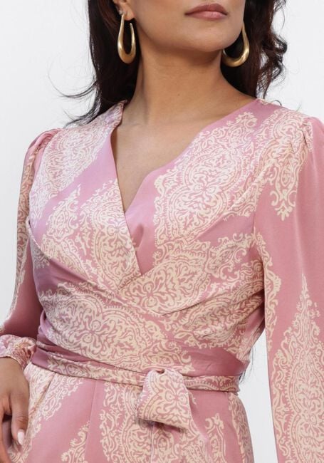 NEO NOIR Robe maxi BRETTI PAISLEY DROP DRESS en rose - large