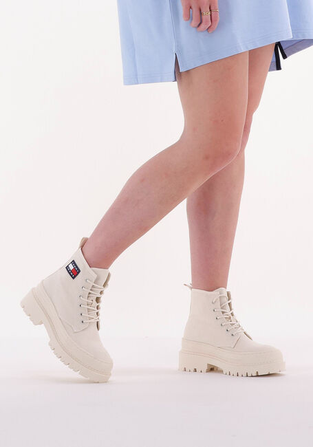 TOMMY JEANS TOMMY JEANS FOXING Bottines à lacets en blanc - large