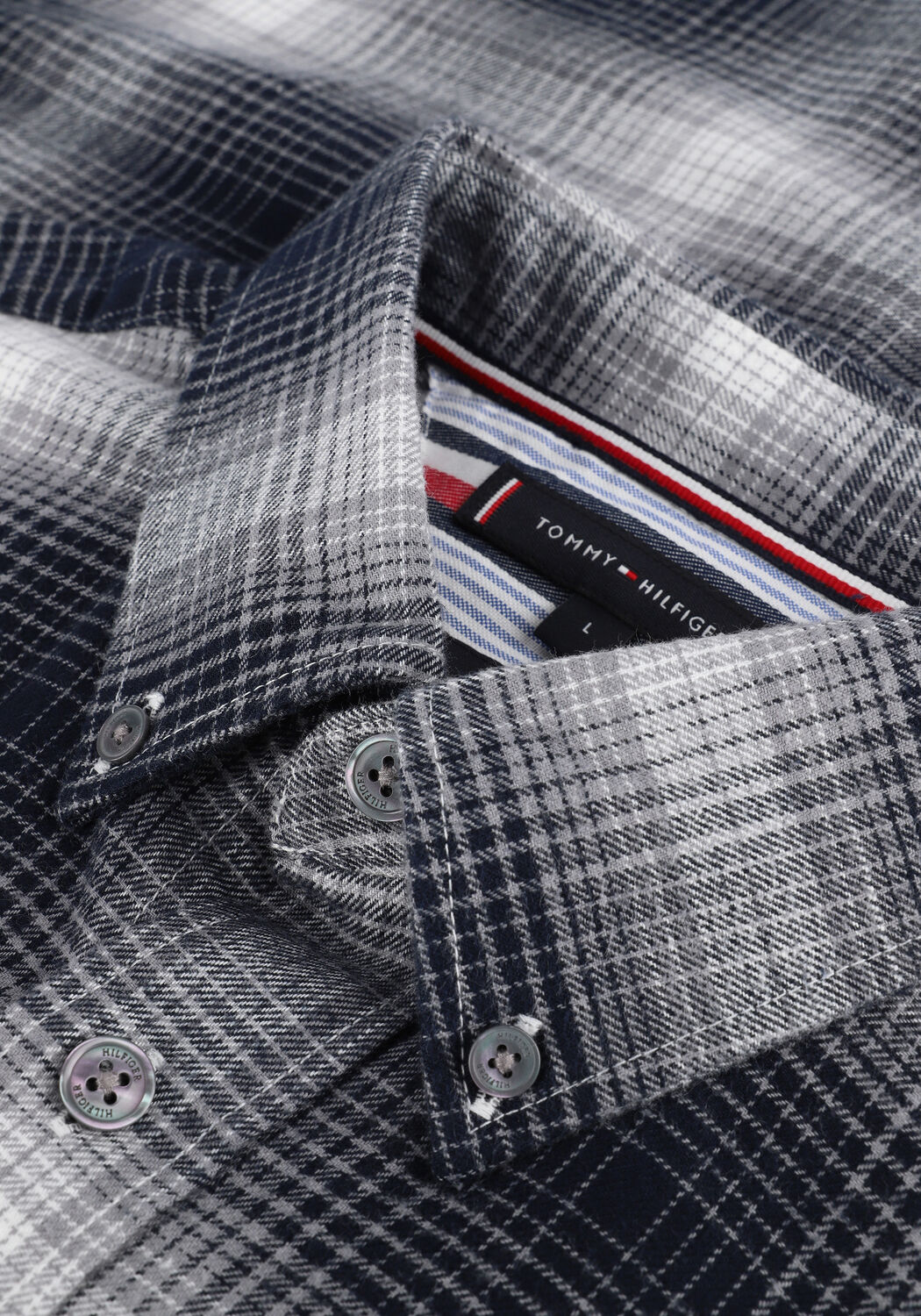 TOMMY HILFIGER Chemise d&eacute;contract&eacute; SLUB SHADOW CHECK RF SHIRT en noir - large