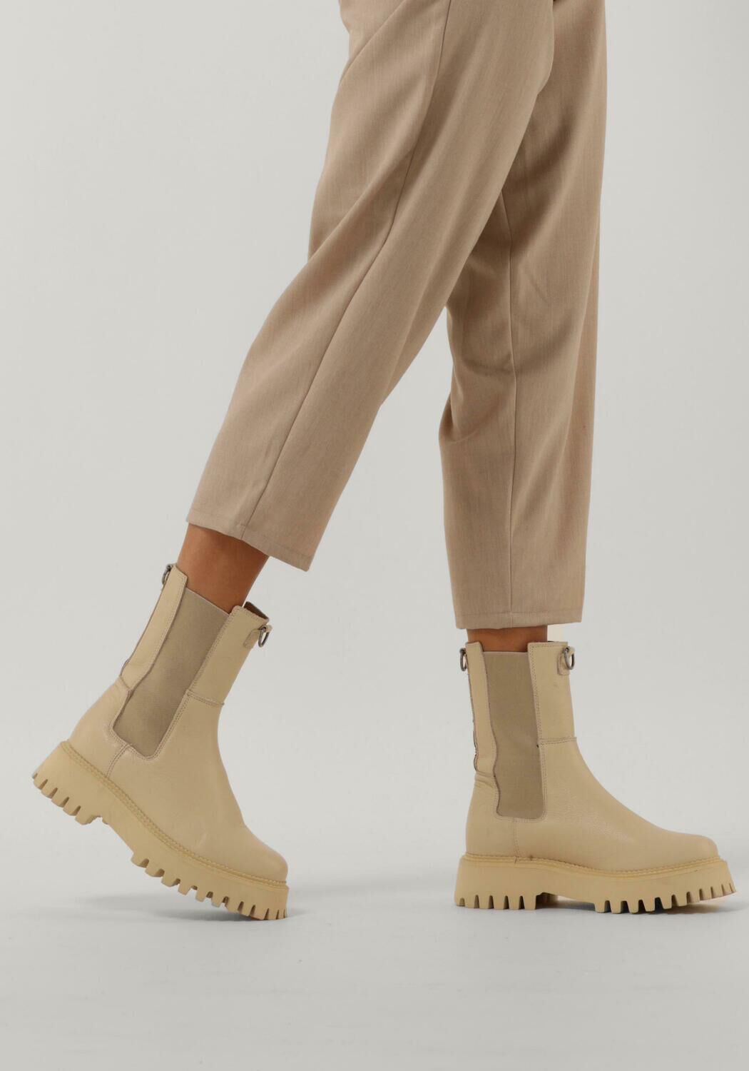 beige bronx chelsea boots groov y 47268