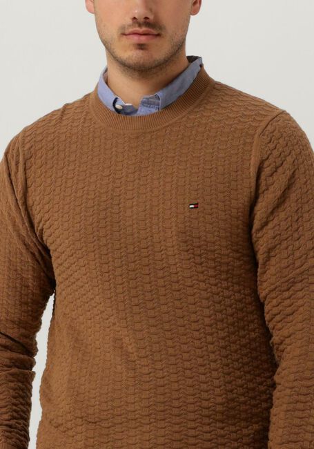 TOMMY HILFIGER Pull EXAGGERATED STRUCTURE CREW NECK en camel - large
