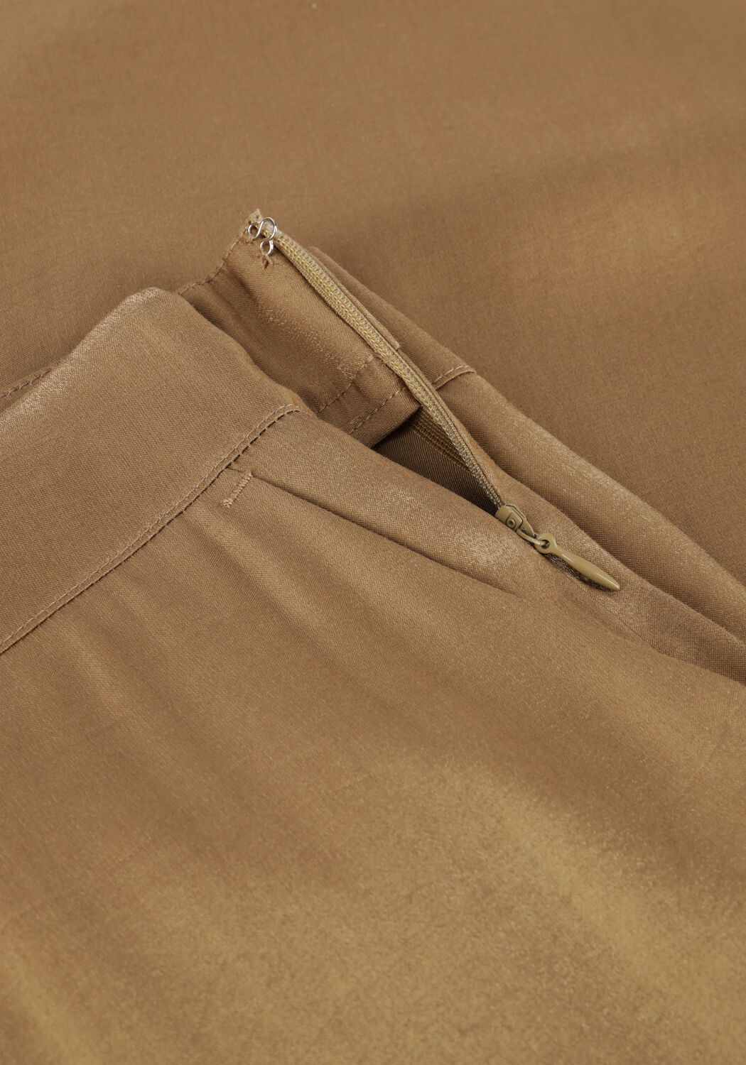 AAIKO Pantalon large SEARLE SHIMMERY VIS 355 en vert - large