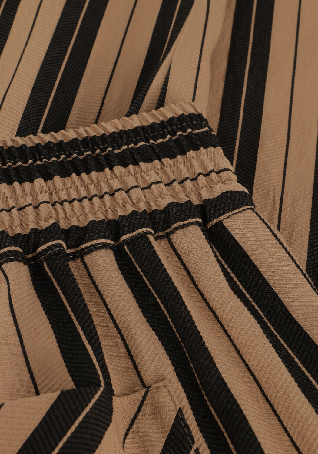 RUBY TUESDAY Pantalon large MINAS STRAIGHT LEG PANTS en camel - large