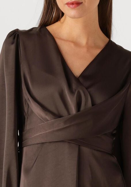 NEO NOIR Robe midi RIMINI HEAVY SATEEN DRESS en marron - large