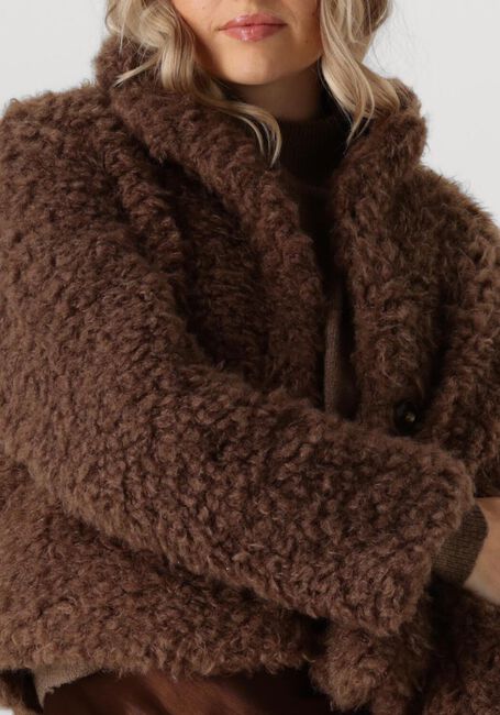ANOTHER LABEL Manteau Teddy BONNIE BLAZER en marron - large