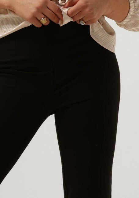 ANOTHER LABEL Pantalon GINGER PANTS en noir - large